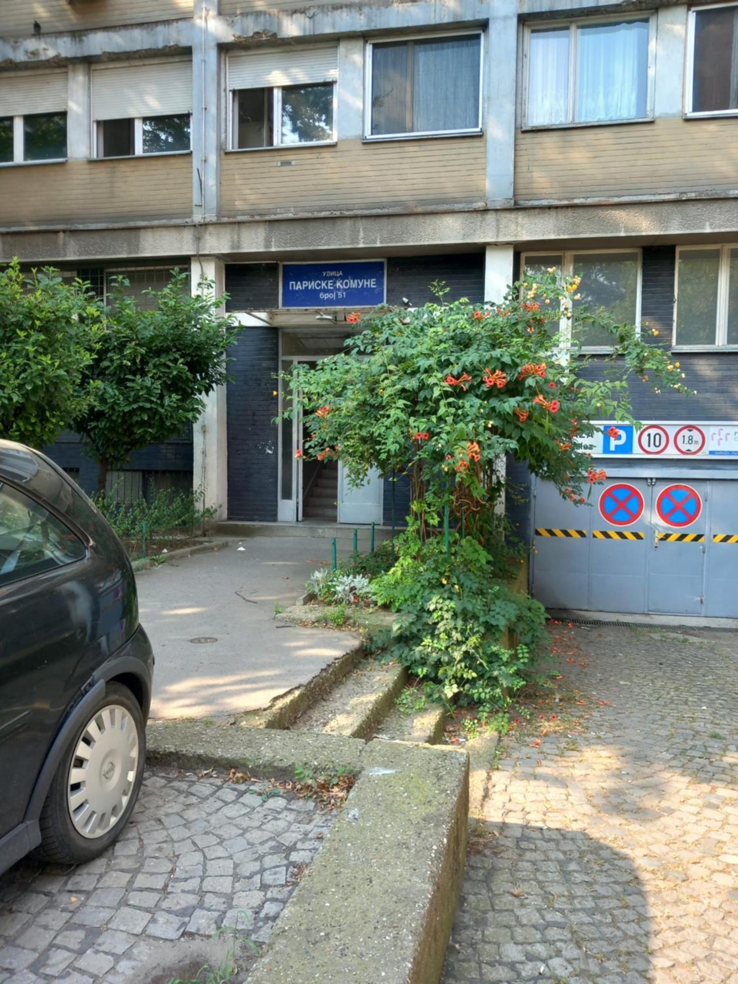Pariske Noci Apartment Belgrade