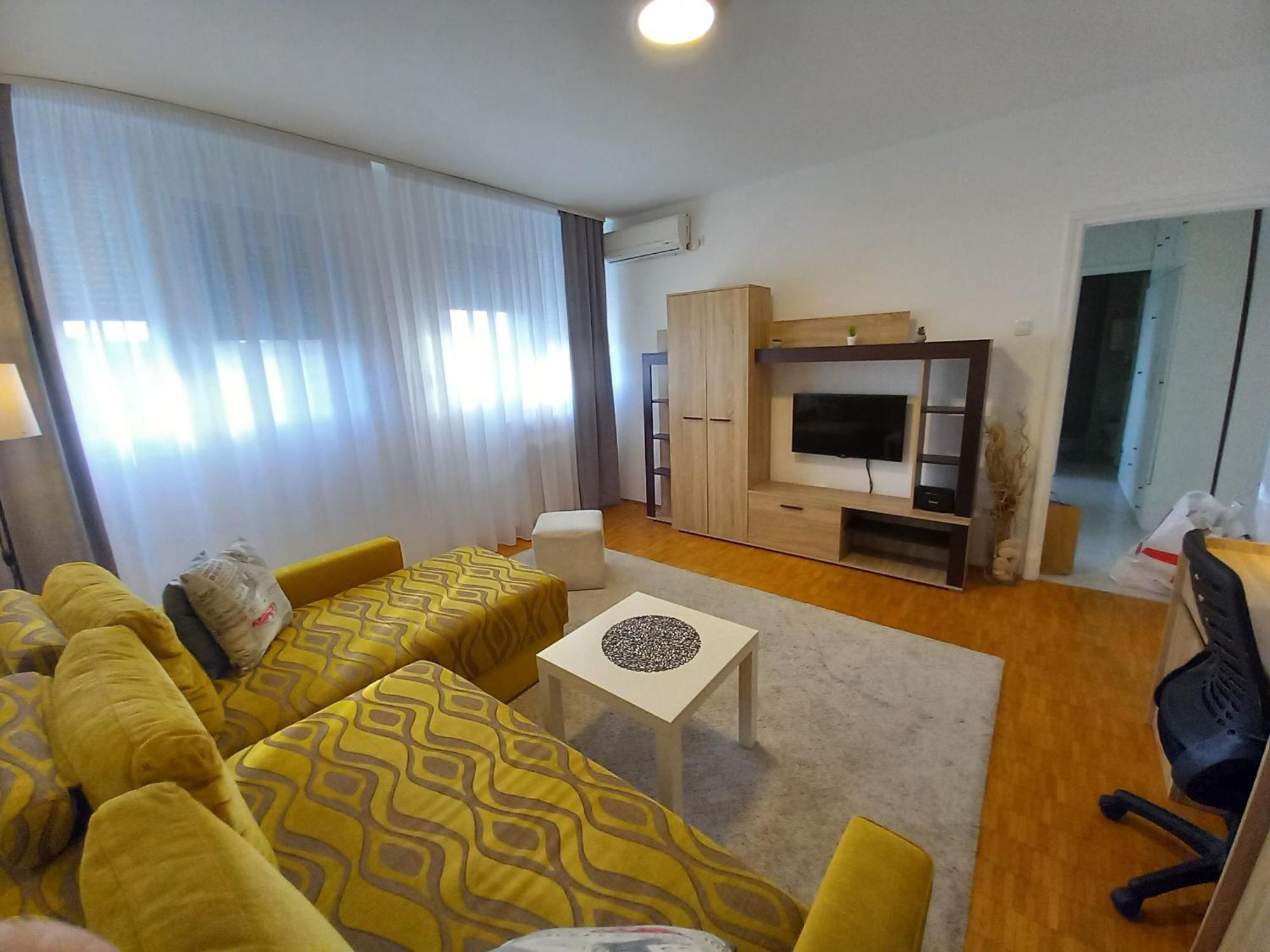 Pariske Noci Apartment *